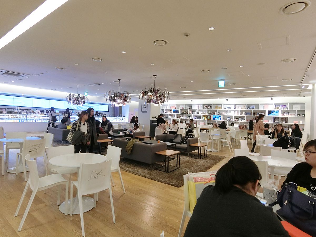 What's in Store for Kpop Fans at SMTOWN